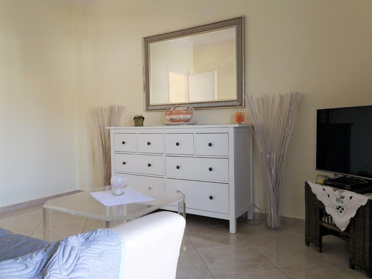 Emotion Apartments Asprovalta Bagian luar foto